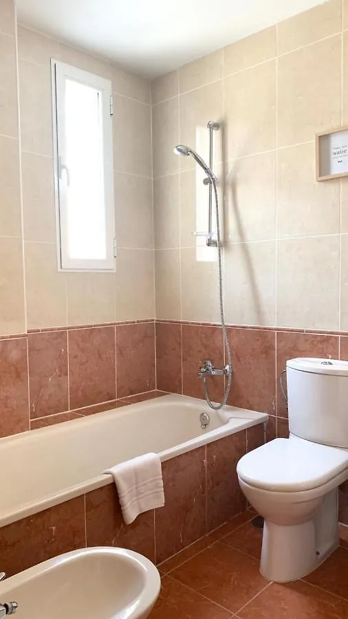 Apartment Paddle & Tennis Courts And Swimming Pool Los Cristianos 아로나 0*,  스페인